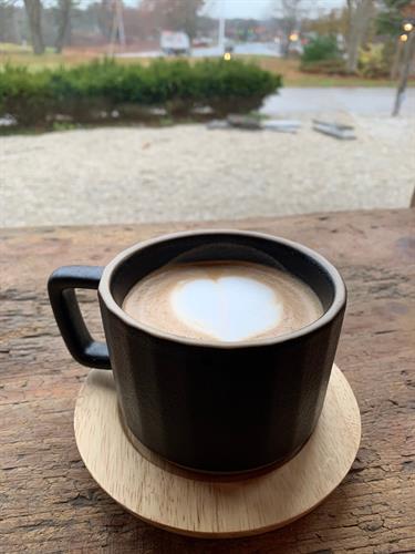 Maple latte with Rwanda Bean Espresso and Oat Milk