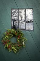 Make Your Own Hand-Tied Wreath Workshop @ Snug Harbor Farm