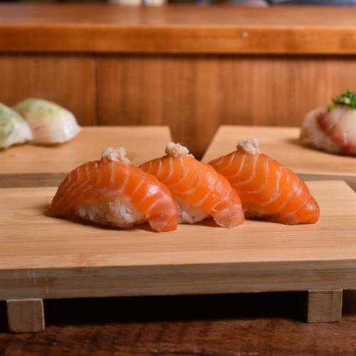 Rosella KPT | Sushi & Sustainable Seafood in Kennebunk, Maine