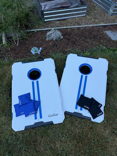 Gallery Image Game_Cornhole.jpeg