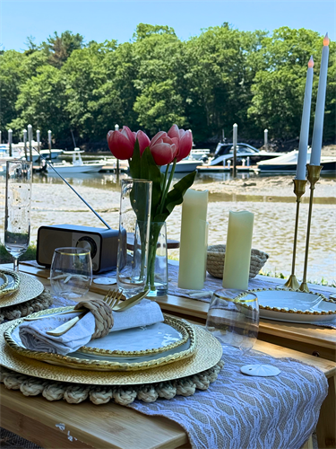 Gallery Image ME_Riverside_Picnic_Photo_25_.png