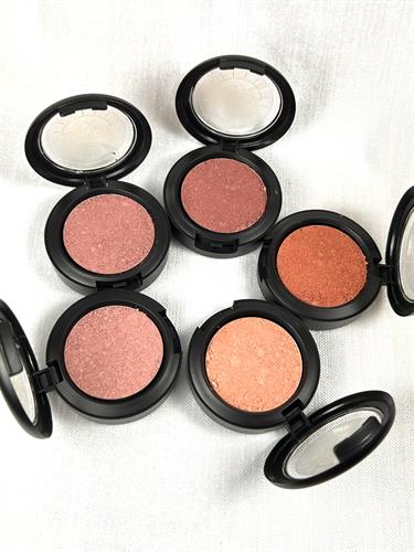 Artisan-crafted mineral blushes to bring a natural, healthy glow to every skin tone.