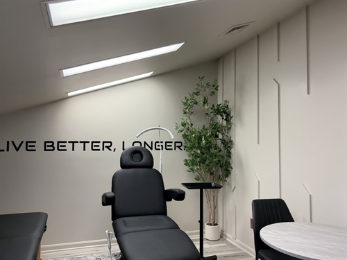 Gallery Image Clinical_Room.jpeg