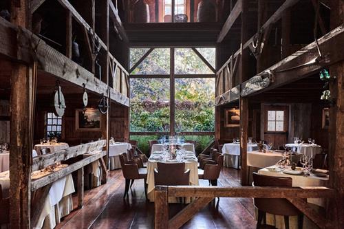 Gallery Image Fine_DIning.jpg