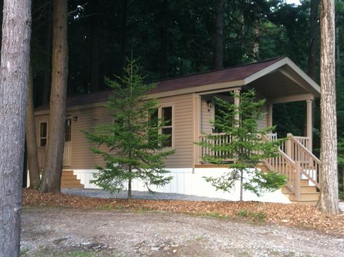 Rental Cabin, Sleeps 4 with all the amenities