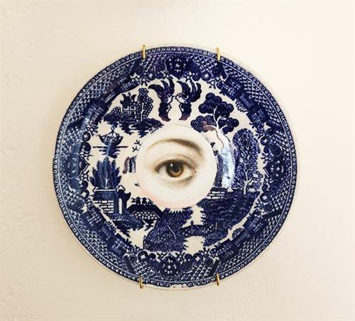 Susannah Carson - Lover's Eye Oil on Vintage Plate