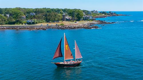 Maine Coastline Sailing Adventures 