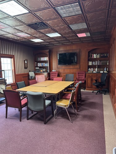 Great meeting room available to rent!  Please call for details.