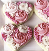 Harkness Edwards Vineyards: Buttercream Heart Cookie Decorating Class