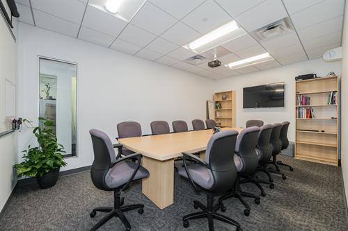 Conference Rooms at OfficePlace and Centerpoint Available by the Hour or Day 