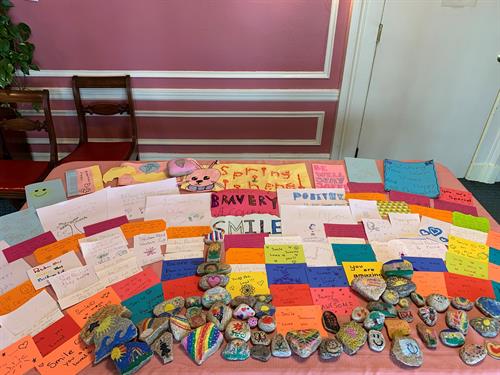 School Children create messages of Inspiration and Hope for the Staff and Elderly Residents of Greystone Retirement Home in Portland, CT