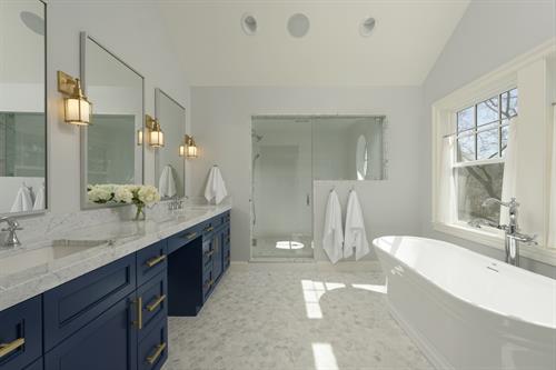 Gallery Image Meridian_Homes_-_Bathroom_Remodel_2.jpg Gallery Image Meridian_Homes_-_Bathroom_Remodel_2.jpg