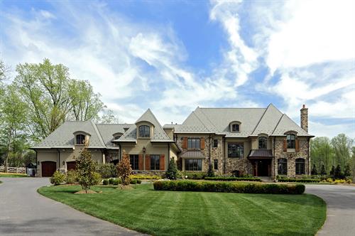 Gallery Image Meridian_Homes_-_Exterior_Custom_Home_4.jpg Gallery Image Meridian_Homes_-_Exterior_Custom_Home_4.jpg