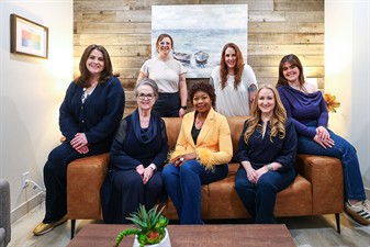 Bloom Narratives Therapy & Wellness