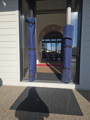 Gallery Image PHOTO-2025-10-07-20-49-00.jpg