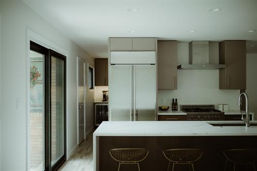 Mid Century Modern Kitchen Remodel (After Photo) Mid Century Modern Kitchen Remodel (After Photo)