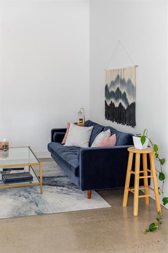 Gallery Image studio_jan_2025-6053(1).jpg