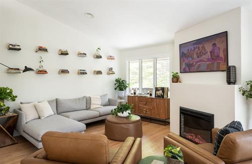 Gallery Image 7586LakeAnn-26.jpg