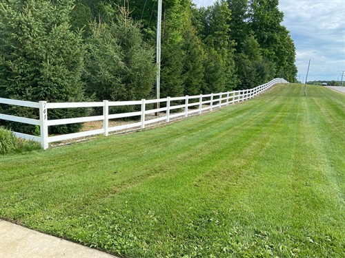 White Vinyl 3 Rail Fence - Residential Vinyl Fencing