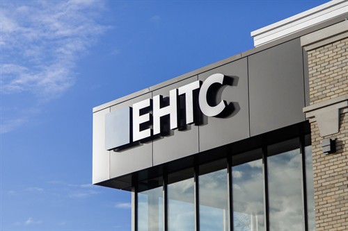 Gallery Image Exterior_Sign_Parking-web.jpg