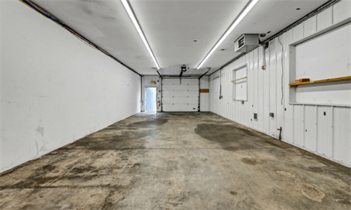 224SF Garage Bay Units