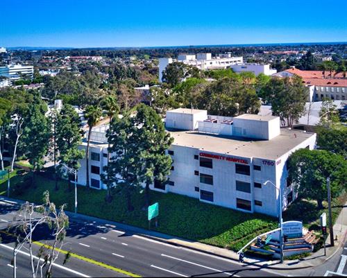 Gallery Image 1760-Termino-Ave-Long-Beach-CA-Primary-Photo-1-LargeHighDefinition.jpg