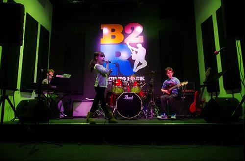 Gallery Image Kids_Playing_-_696x459.jpg