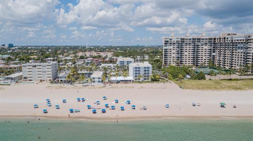 Hotel from Besch - ocean, beach, dunes, hotel