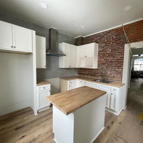 KITCHEN REMODEL ON WINDSOR ST