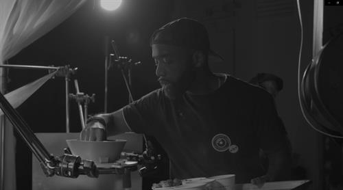 Gallery Image HoneyGrow_BTS_2.JPG