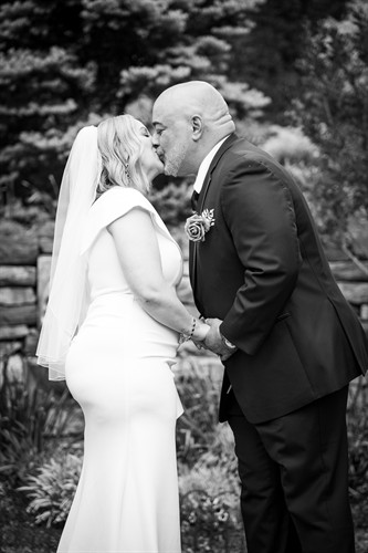 Ivan and Sharon Wedding Kiss
