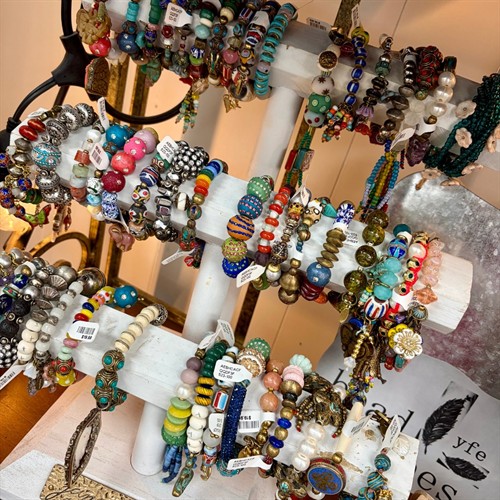 Gallery Image jewelry.jpg