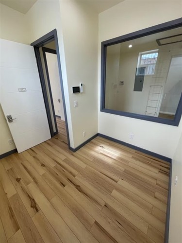 Gallery Image Office_Suite_3.jpg