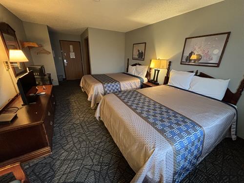 Gallery Image Covered_Bridge_Inn_-_2_Queen_Walk_Up_2.jpg