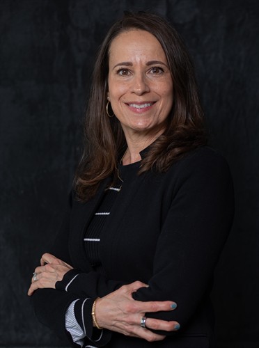 Gallery Image Headshot_Kisten_3.jpg