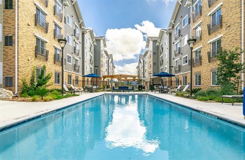 Large Outdoor Pool