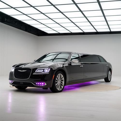 Gallery Image price4limo-black-chrysler-300-limo-rental.jpg