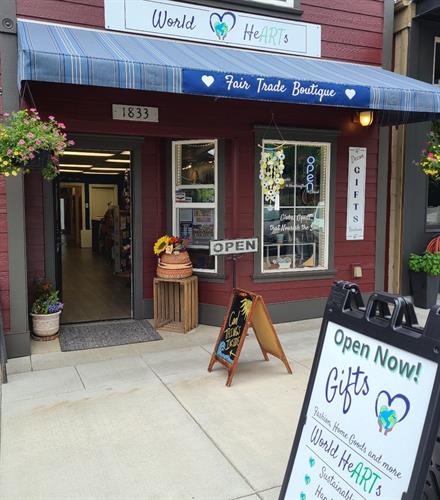 World HeARTs West Linn Store Front