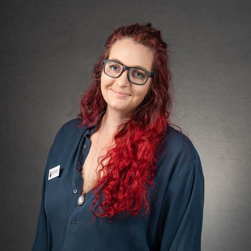 Gallery Image HeadshotEvent_Ruzzos-33_Cynthianna_Powell-LJP-192-01-Cynthianna_Powell-%C2%A92024_Lara_Janzen_Photography-WEB-01.jpg