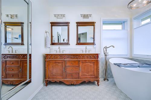 Gallery Image Pennywood-AMC--%C2%AC2023_Lara_Janzen_Photography-WEB-004.jpg