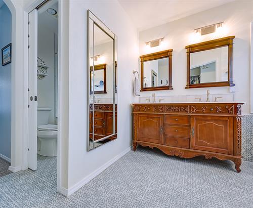 Gallery Image Pennywood-AMC--%C2%AC2023_Lara_Janzen_Photography-WEB-007.jpg