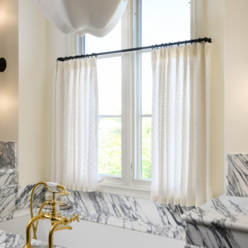 Cafe curtain in Natalie - Snow
