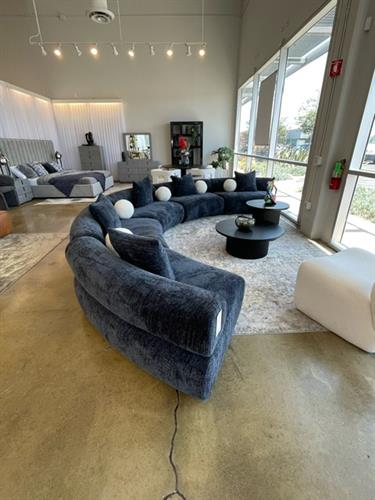 Gallery Image la_furniture_store_fountain_valley_img8.jpeg