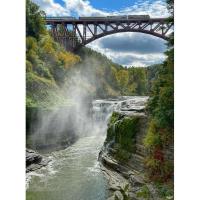 Tour of Upper and Middle Falls