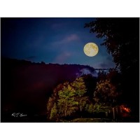 Full Moon Crepuscular Walk