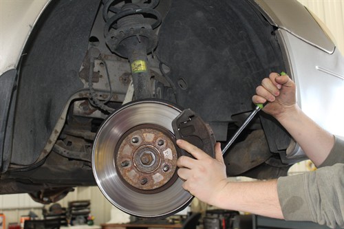 AUTO REPAIR AND MAINTENANCE