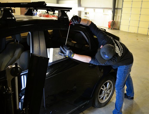 PAINTLESS DENT REMOVAL