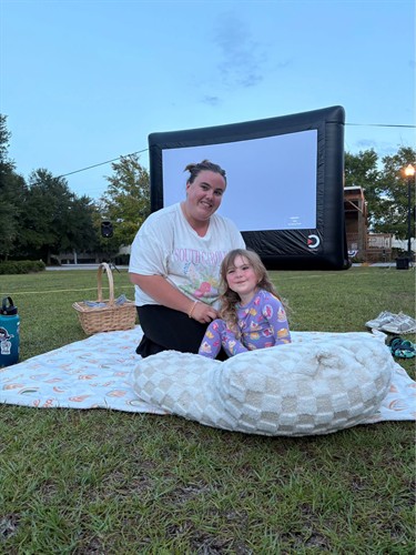 Screen on the Green