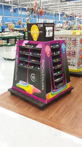 Sinful Colors Pyramid Full Pallet Display 