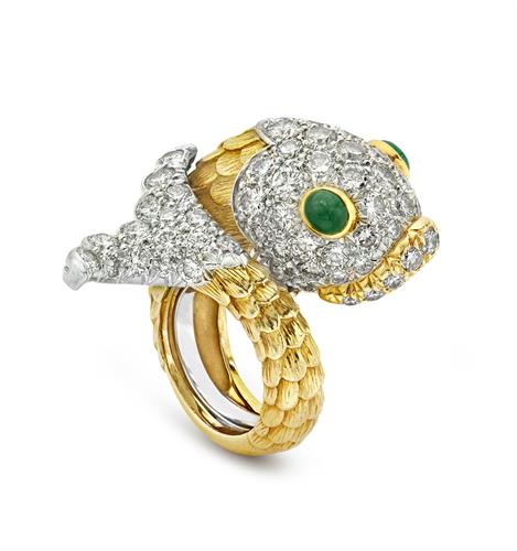 David Webb Emerald and Diamond Fish Ring David Webb Emerald and Diamond Fish Ring